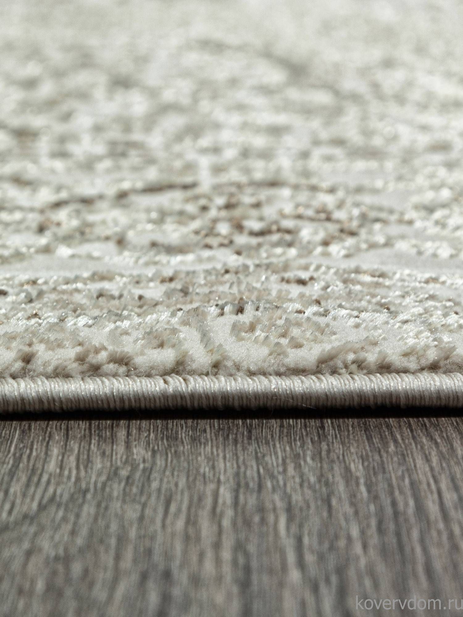 Ковер AZIZA O1746 070 Ковер AZIZA O1746 070