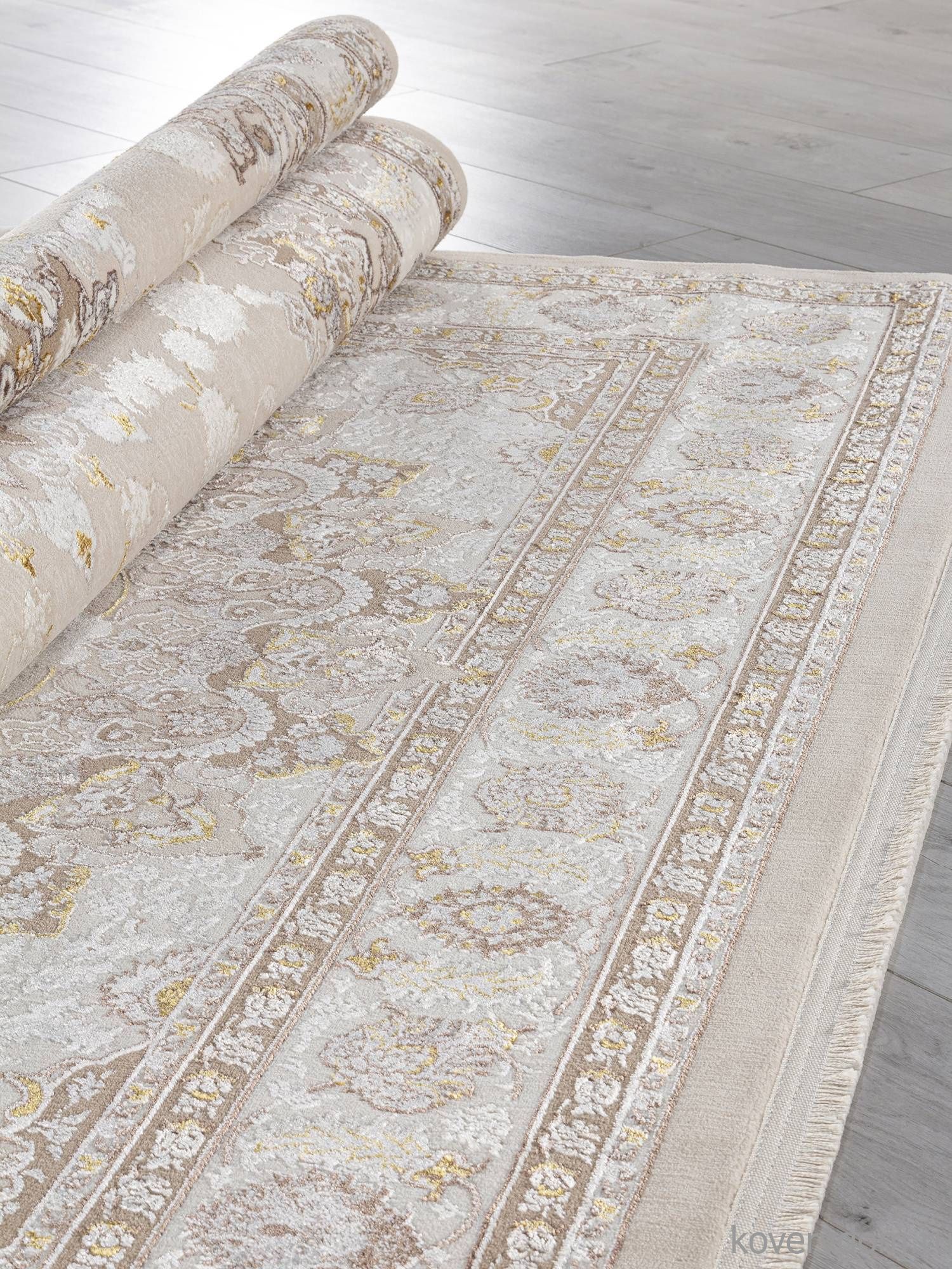 Ковер ZARINA A050B L.BEIGE / CREAM Ковер ZARINA A050B L.BEIGE / CREAM